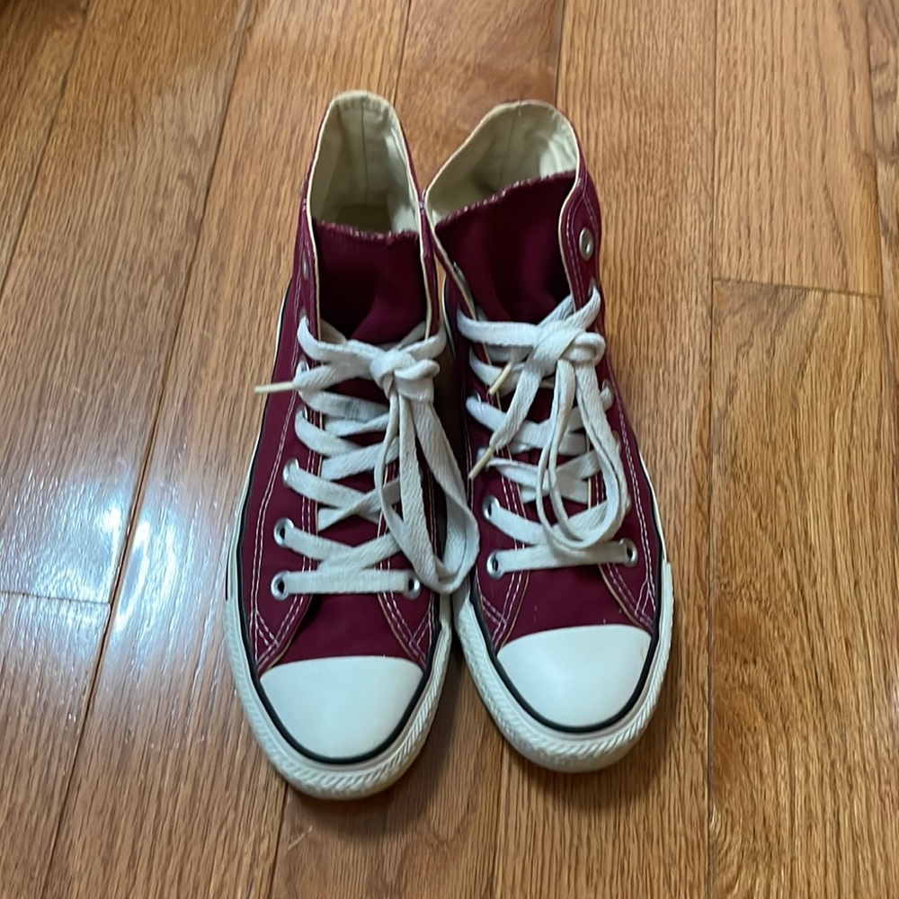 Maroon Red High Top All Star Converse Size 5 Women/ 3 Men